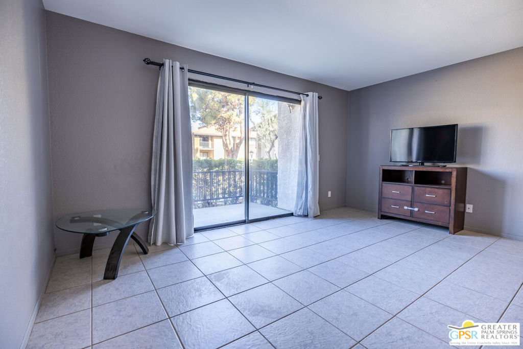 Cathedral Springs - Residential