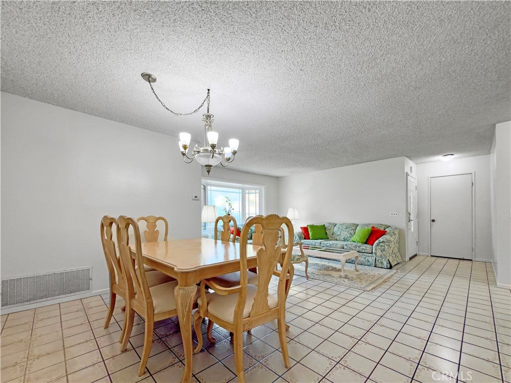 1912 Valerie Court