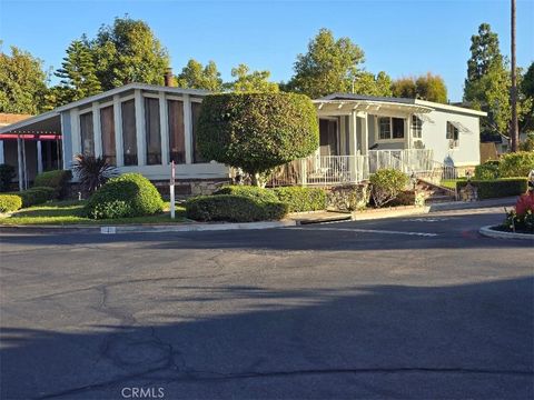 Photo of 1919 W Coronet Ave, Anaheim, CA 92801 (MLS # PW25251089) Photo of 1919 W Coronet Ave, Anaheim, CA 92801 (MLS # PW25251089)