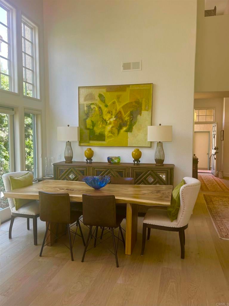 3778 Paseo Vista Famosa