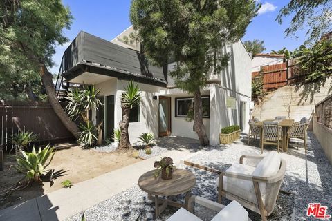 Photo of 2210 Echo Park Avenue #3, Los Angeles, CA 90026 (MLS # 25629463)