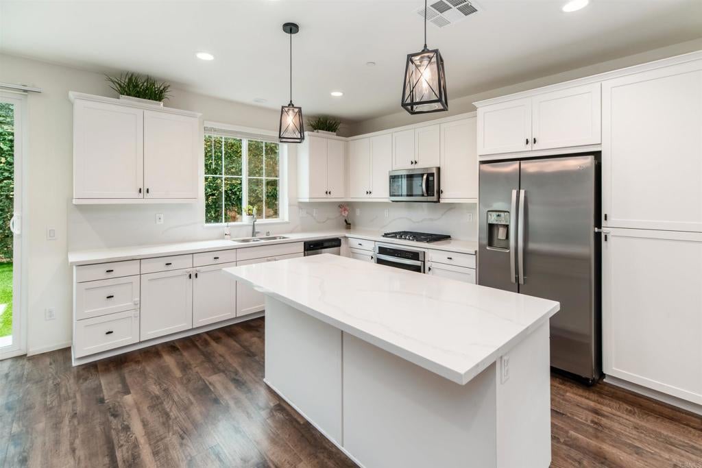 275 Camellia Way