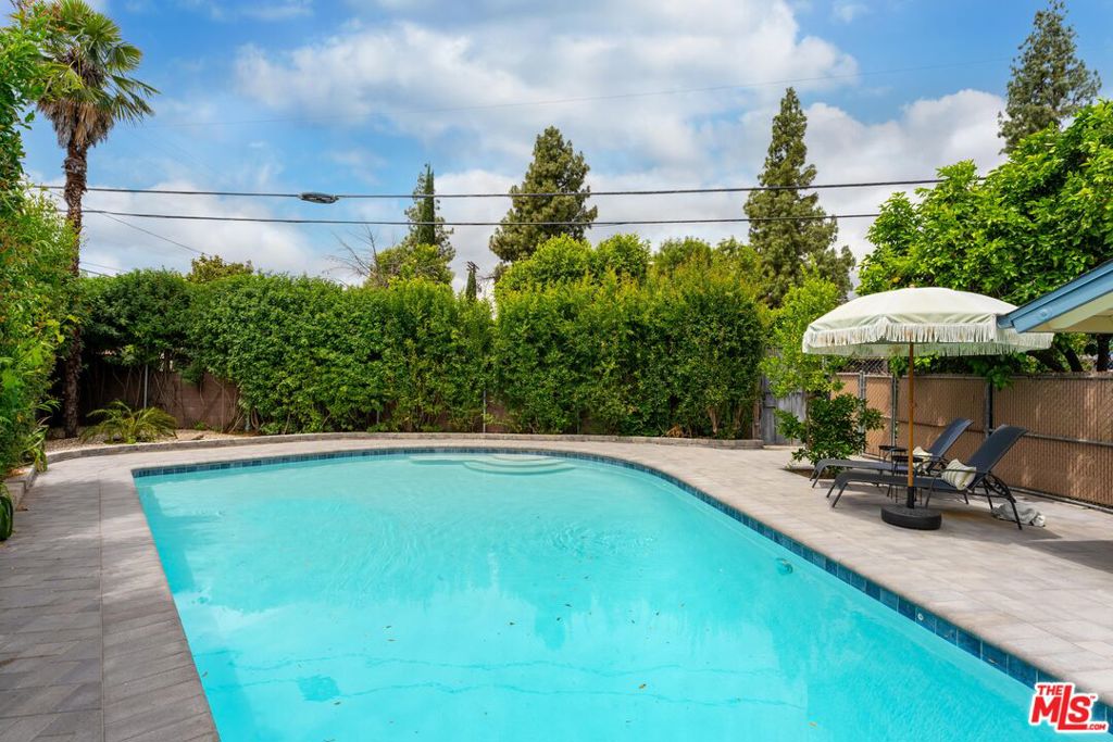 Photo 1 of 30 — 22736 Cantlay Street, West Hills, CA 91307