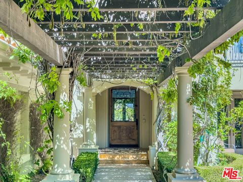 Photo of 2882 Rainfield Avenue, Westlake Village, CA 91362 (MLS # 25590619)