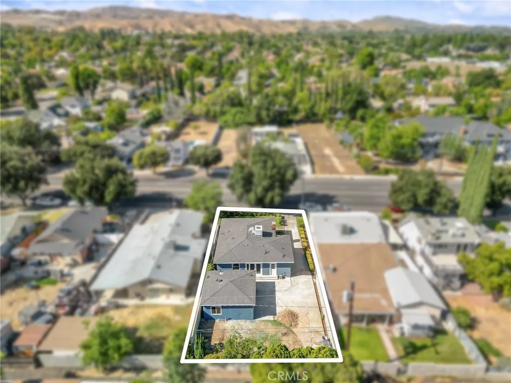 Redlands, California 92373, United States, 3 Bedrooms Bedrooms, ,2 BathroomsBathrooms,Residential,Pending,213900