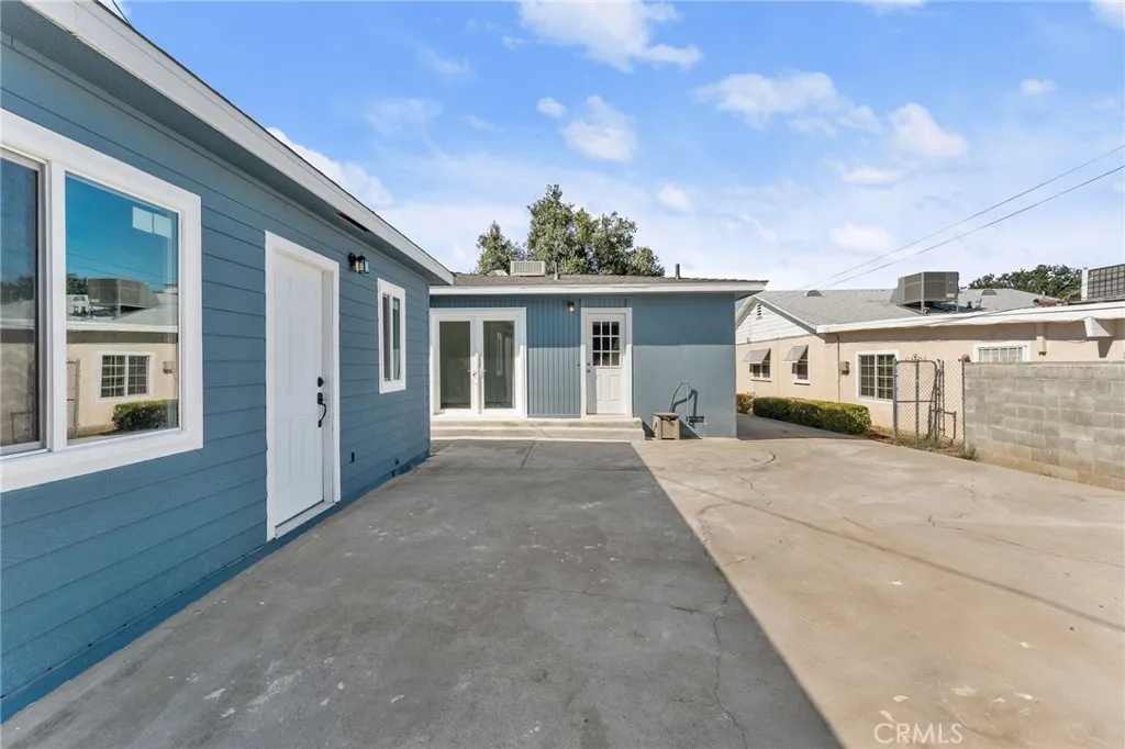 Redlands, California 92373, United States, 3 Bedrooms Bedrooms, ,2 BathroomsBathrooms,Residential,Pending,213900