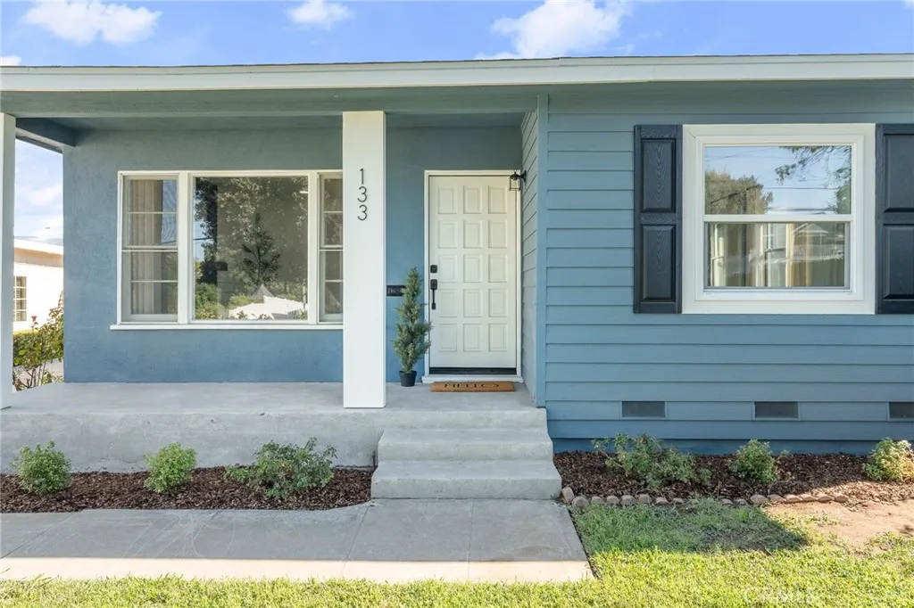 Redlands, California 92373, United States, 3 Bedrooms Bedrooms, ,2 BathroomsBathrooms,Residential,Pending,213900