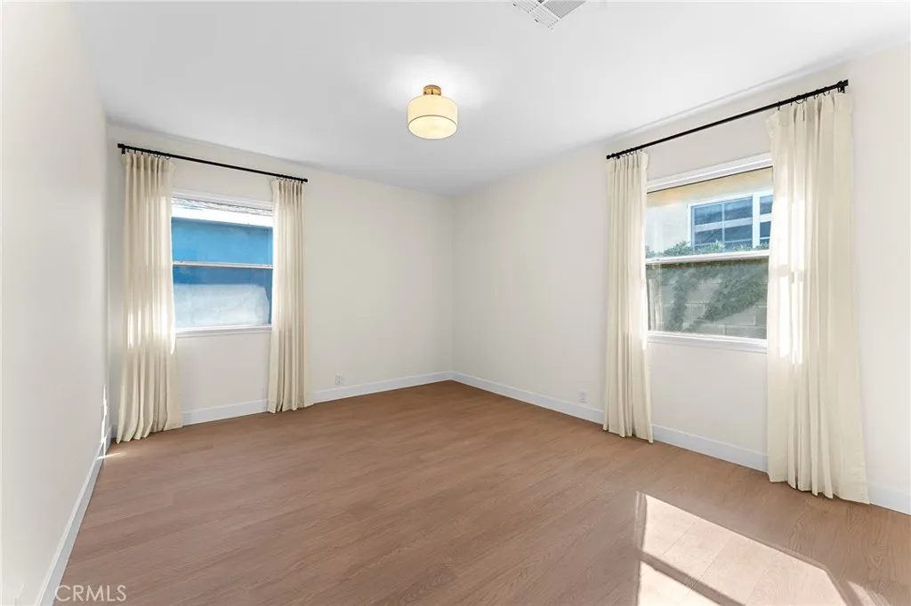 Redlands, California 92373, United States, 3 Bedrooms Bedrooms, ,2 BathroomsBathrooms,Residential,Pending,213900