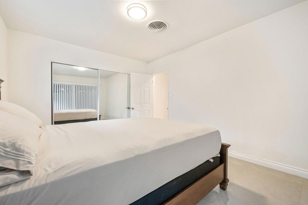 Tahquitz River Estat - Residential Income