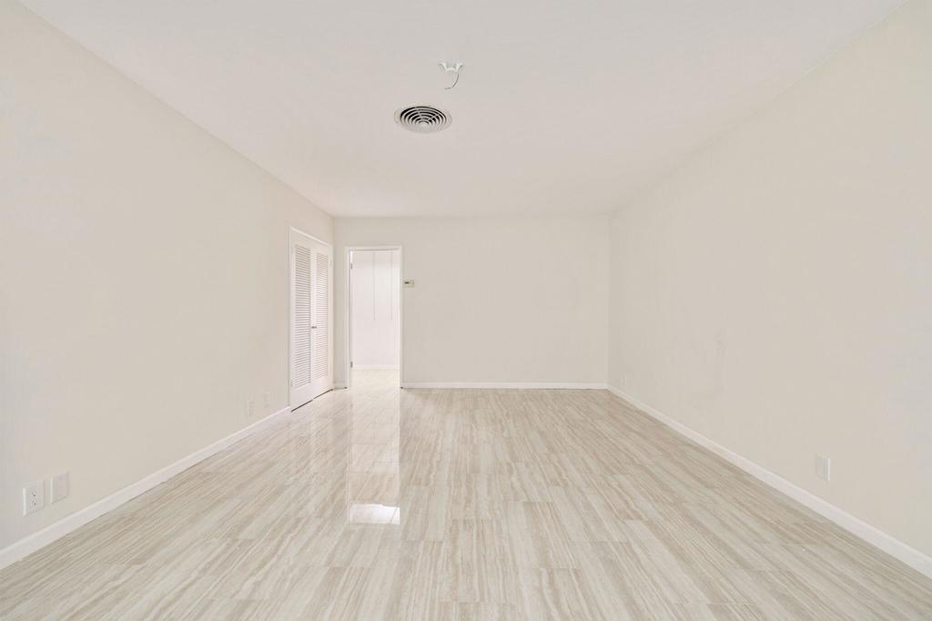 Tahquitz River Estat - Residential Income