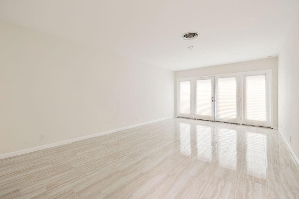 Tahquitz River Estat - Residential Income