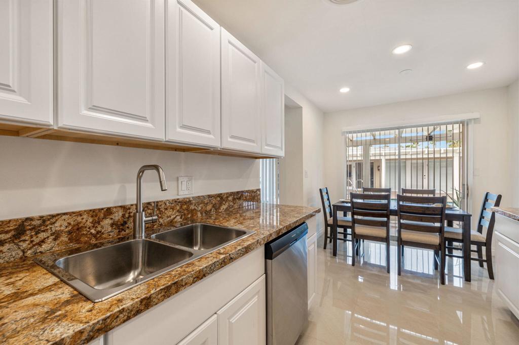 Tahquitz River Estat - Residential Income