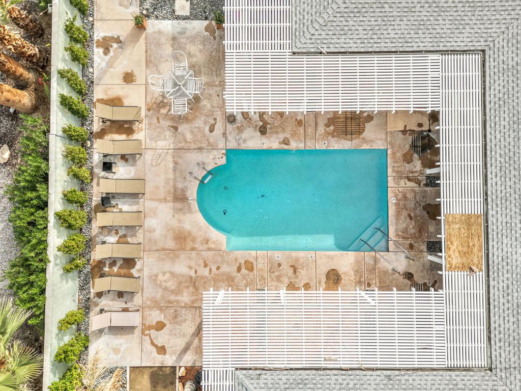 Tahquitz River Estat - Residential Income