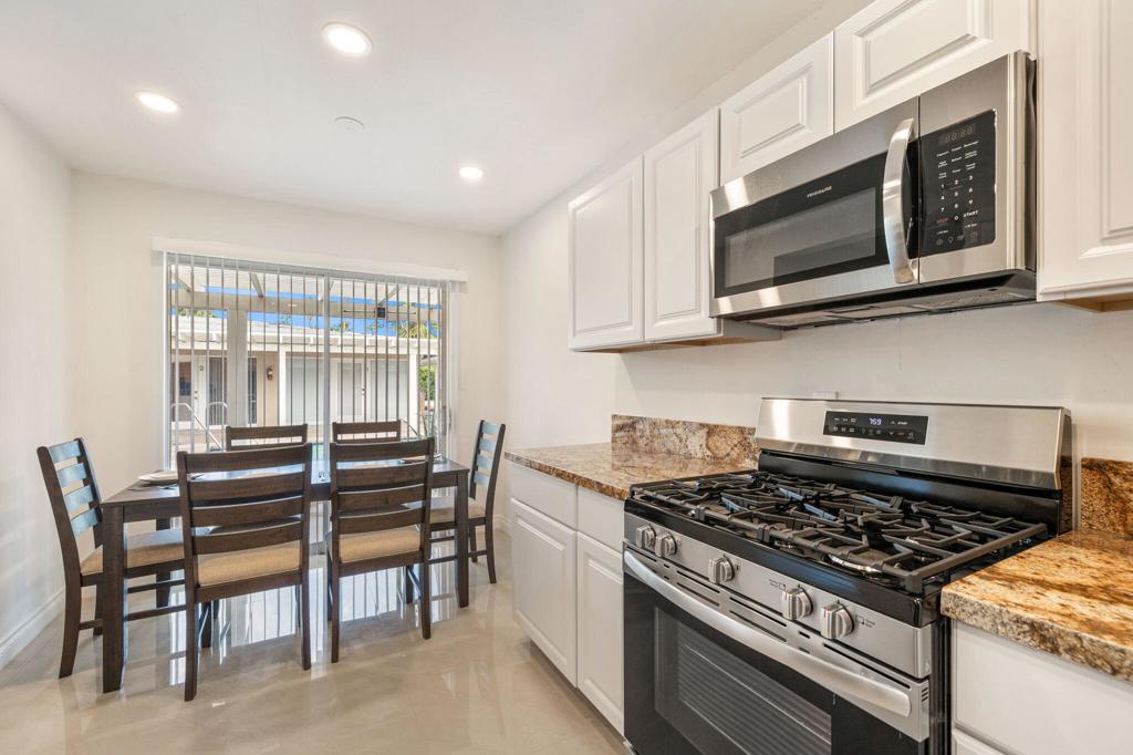 Tahquitz River Estat - Residential Income