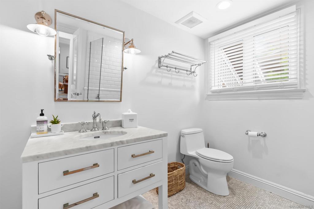 Del Mar - Residential