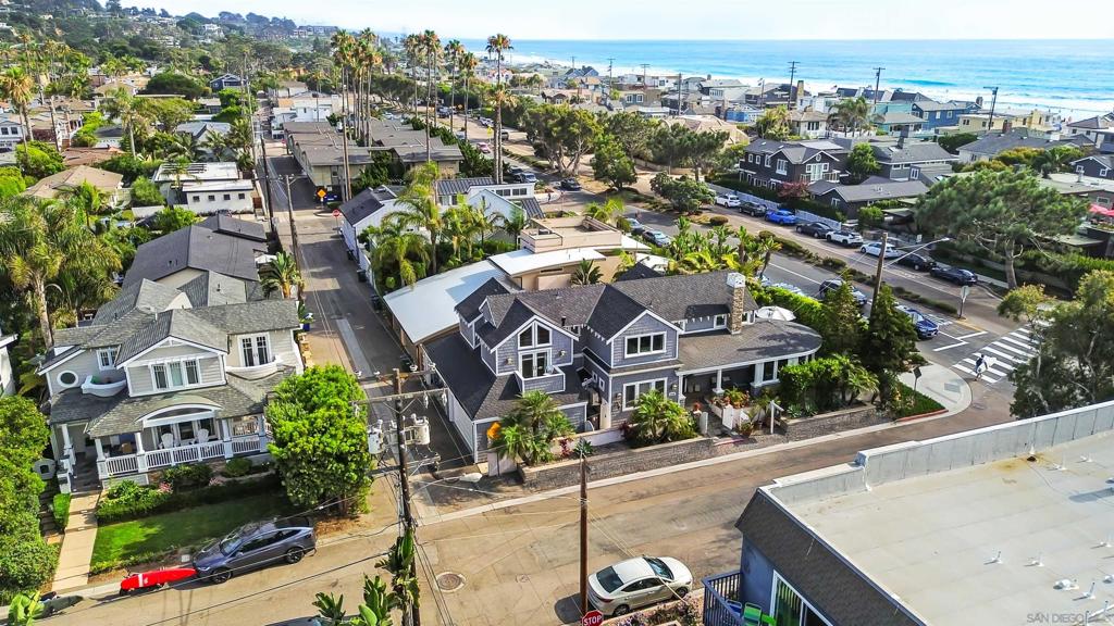 Del Mar - Residential