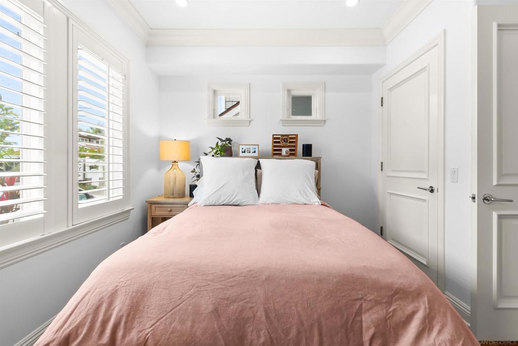 Del Mar - Residential