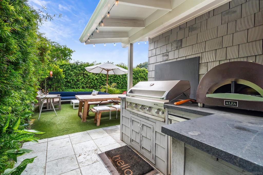 Del Mar - Residential