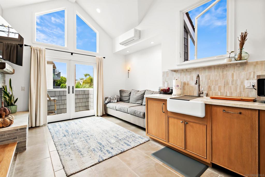 Del Mar - Residential