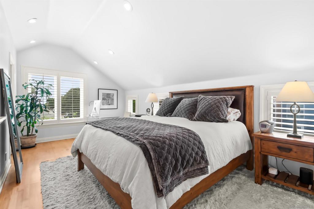 Del Mar - Residential