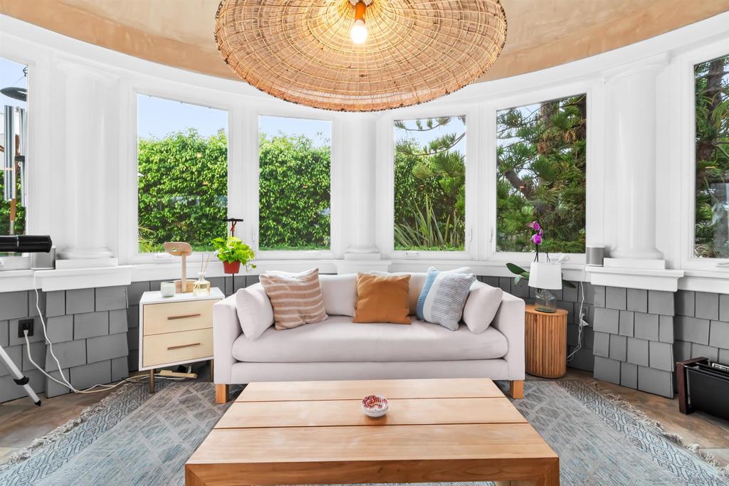 Del Mar - Residential