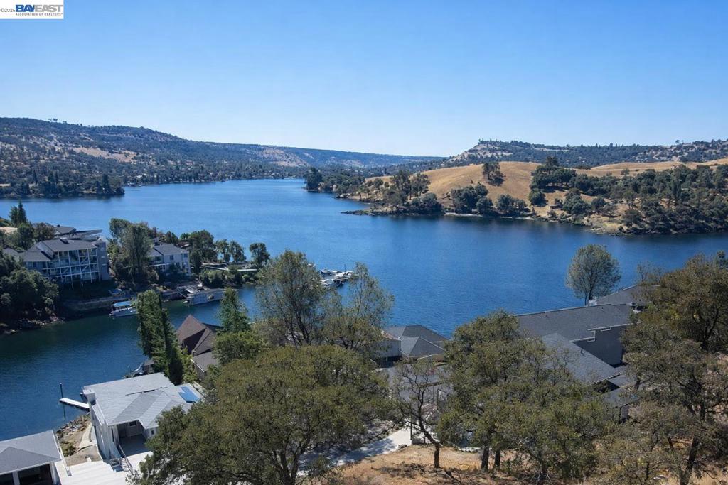 512 512 Winchester Way