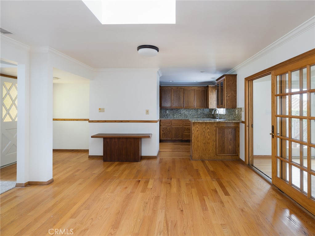 1715 W Santa Cruz Street