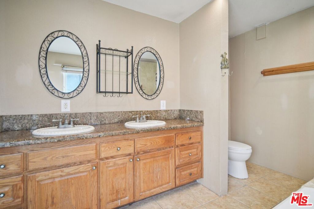 2015 N Belhaven Avenue