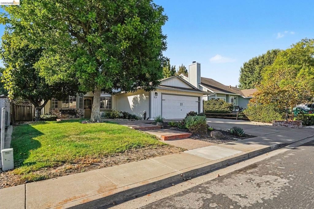 4150 Sequoia Dr
