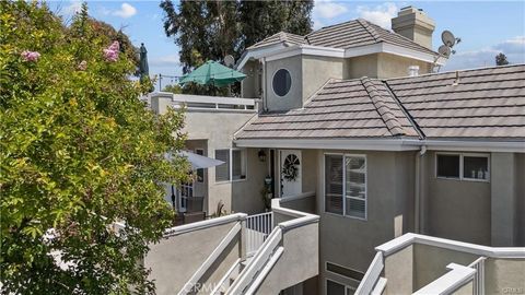 Photo of 23957 Arroyo Park DR #146, Valencia, CA 91355 (MLS # SR26113905)