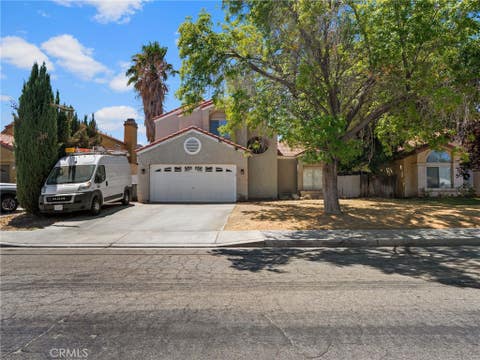 Photo of 1768 Sierra View AVE, Lancaster, CA 93535 (MLS # DW26186102)