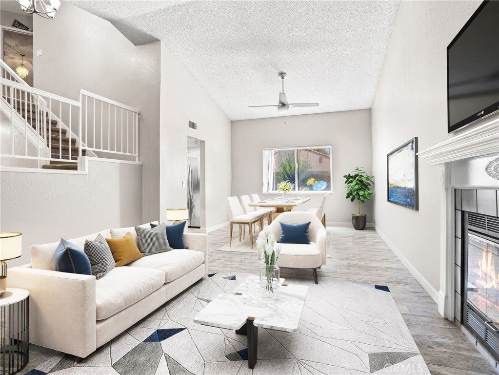 1768 Sierra View