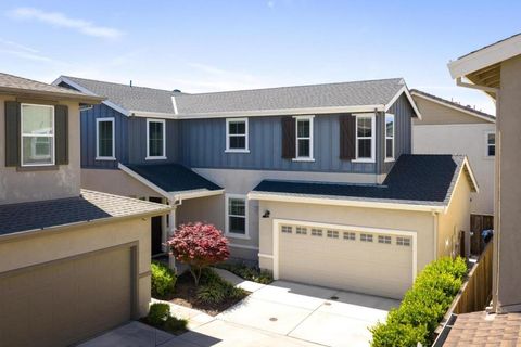 Photo of 2360 Aerostar Way, Sacramento, CA 95834 (MLS # ML82041955)