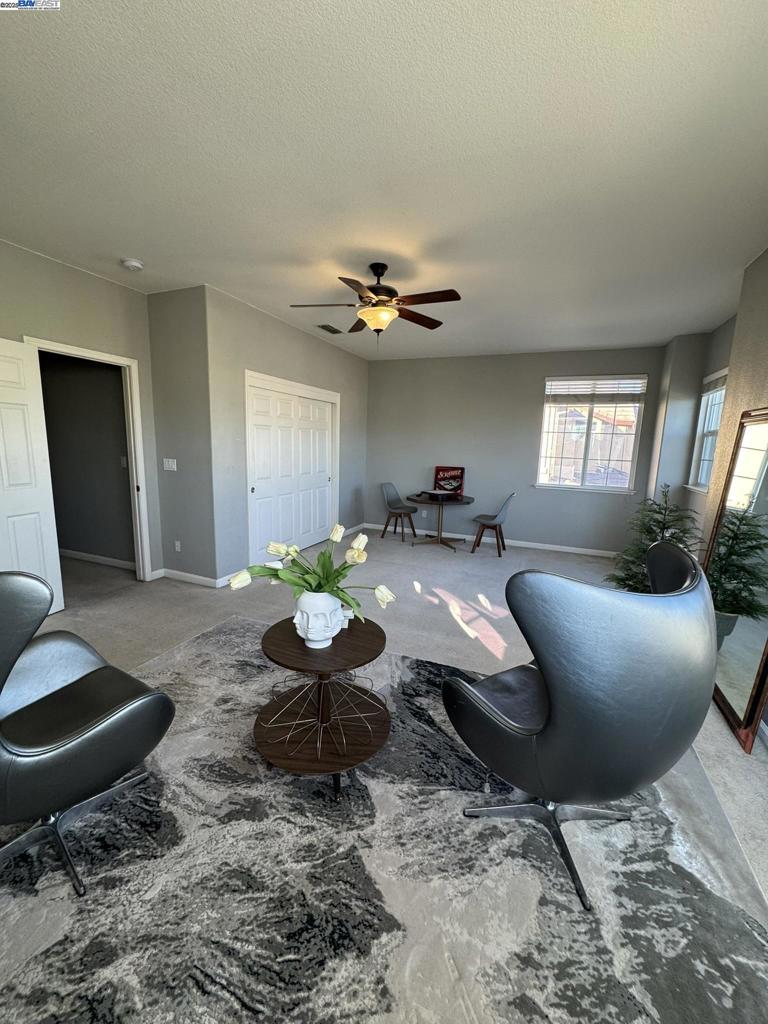 CENTRAL TRACY - Residential