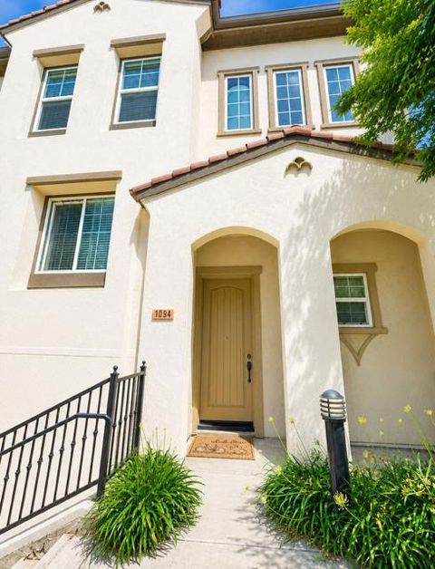 Photo of 1094 Mente Linda LOOP, Milpitas, CA 95035 (MLS # ML82047145)