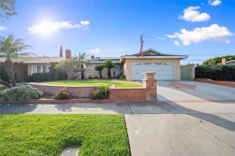 Photo of 3465 Halbrite Avenue, Long Beach, CA 90808 (MLS # SR26084594)