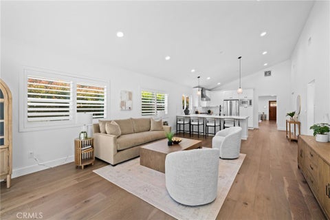 Photo of 827 N Lamer ST, Burbank, CA 91506 (MLS # BB26171131)