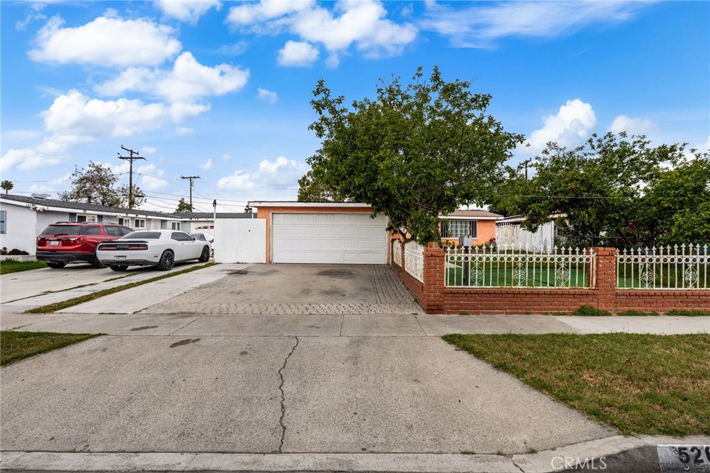 526 Nottingham Avenue