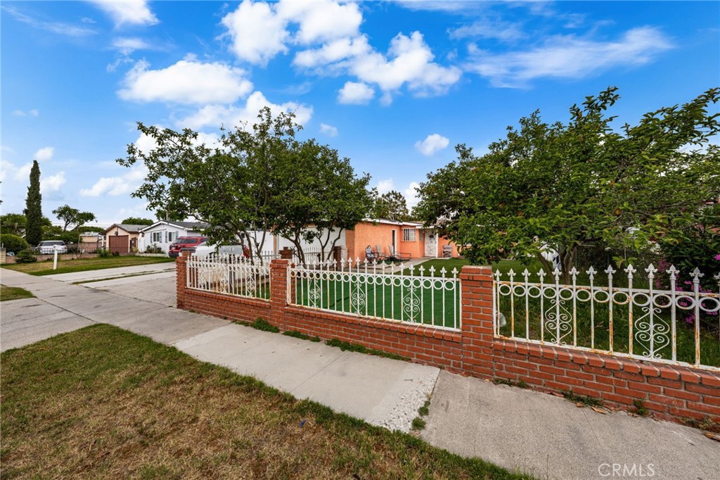 526 Nottingham Avenue