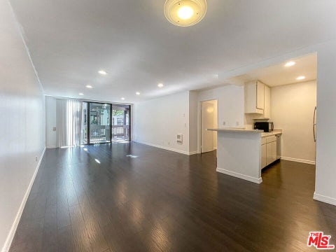 Photo of 7777 W 91st Street #B2150, Playa Del Rey, CA 90293 (MLS # 26990551)