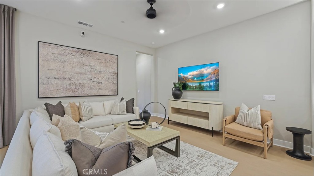 1185 Snowberry Place