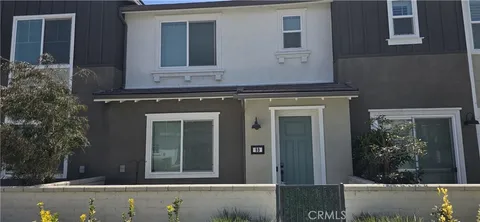 MLS: OC26091651