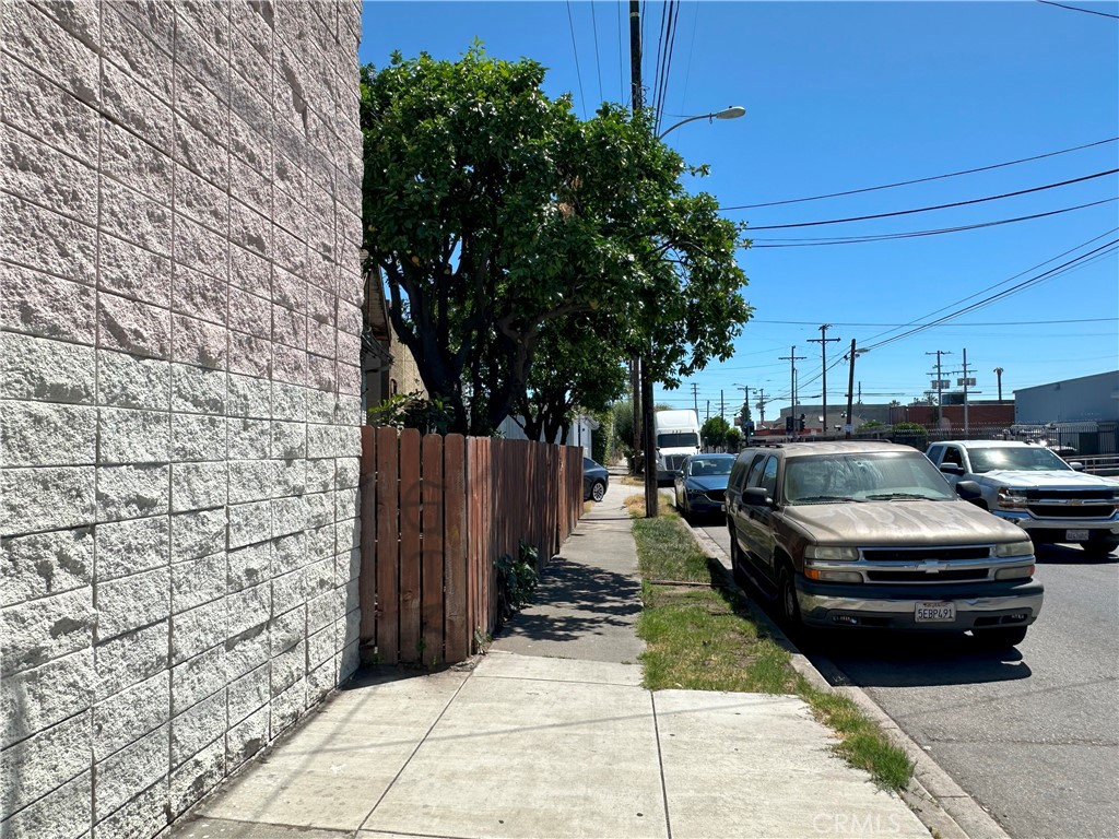 1226 Hooper Avenue