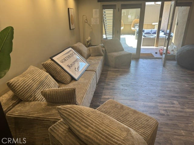 5237 Topanga Canyon