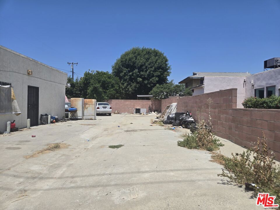 10419 Lower Azusa Road