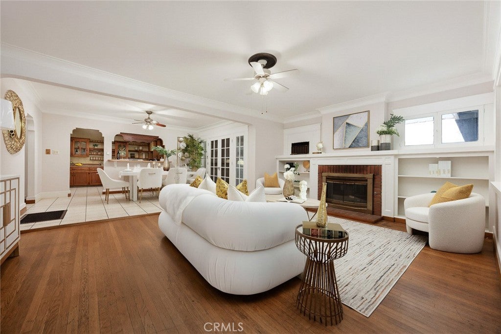 Properties 2 129 La Paloma Avenue