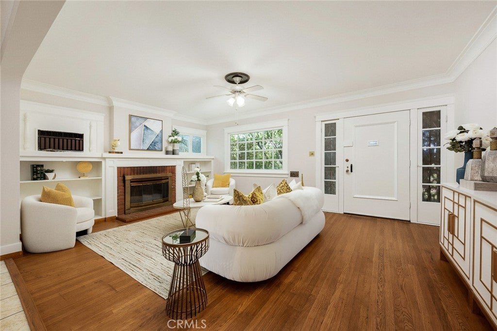 Properties 4 129 La Paloma Avenue