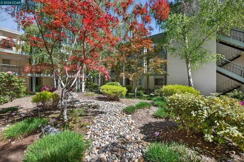 Photo of 1621 Ptarmigan Dr. Dr #2A, Walnut Creek, CA 94595 (MLS # 41130255)