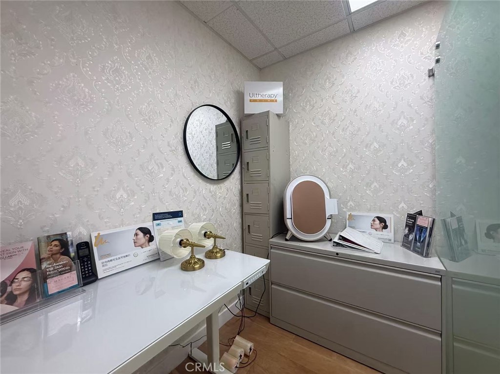 301 W Huntington Dr 514