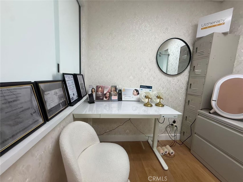 301 W Huntington Dr 514